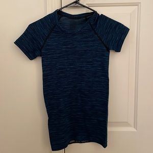 Womens swiftly t-shirt